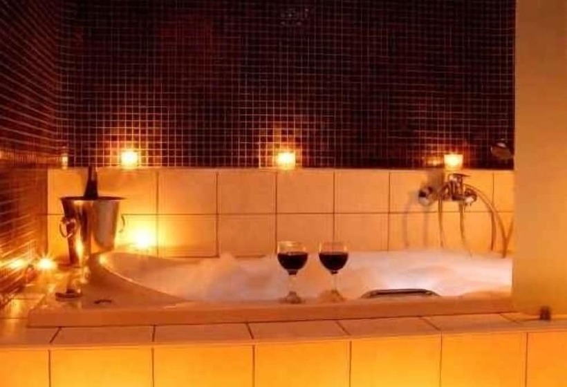 스탠다드 룸 산 전망, Taxiarches