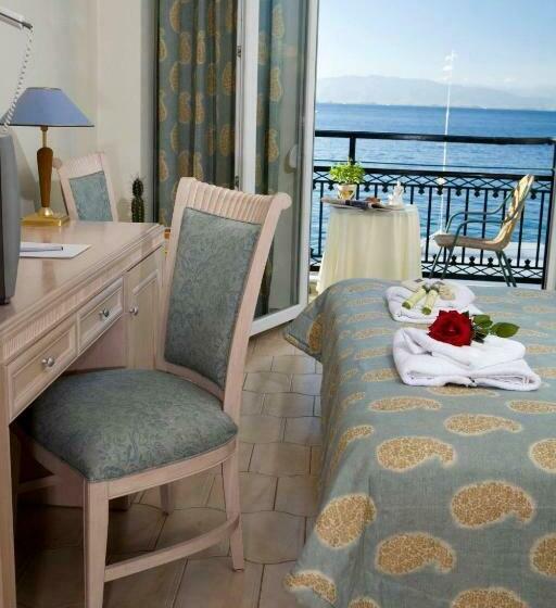 غرفة قياسية مطلّة علي البحر, Timoleon