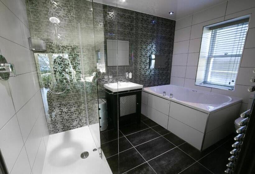 스위트 킹사이즈 침대, Windermere Suites