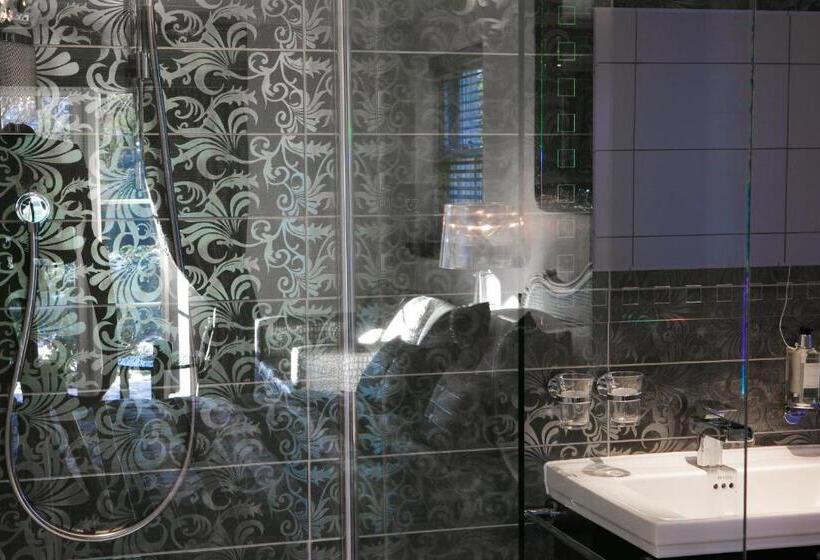 스위트 킹사이즈 침대, Windermere Suites