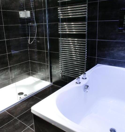 수피리어 스위트, Windermere Suites