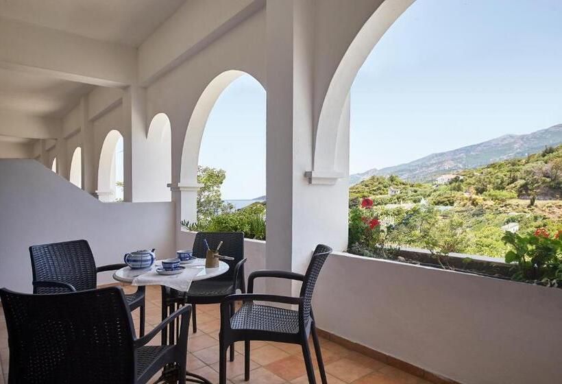 سوئیت جونیور خانوادگی, Kerame Studios & Apartments