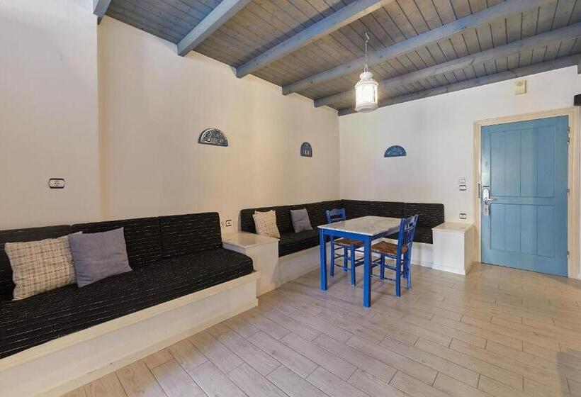 سوئیت جونیور خانوادگی, Kerame Studios & Apartments