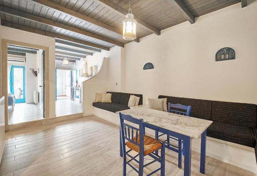 سوئیت جونیور خانوادگی, Kerame Studios & Apartments