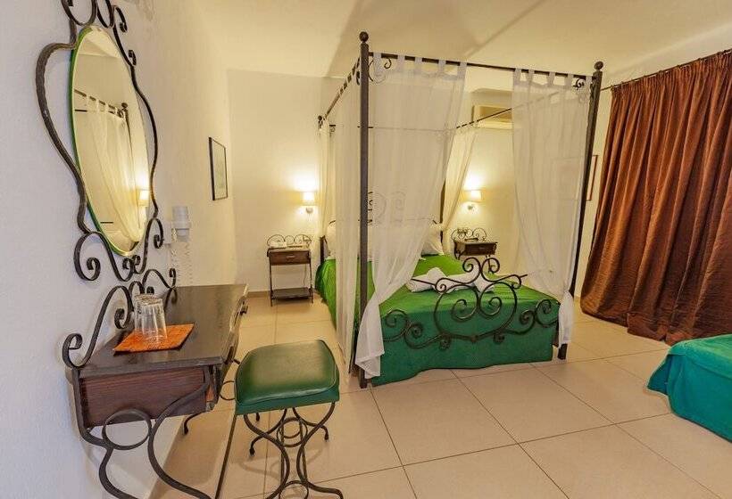 סוויטת ג'וניור, Esperides