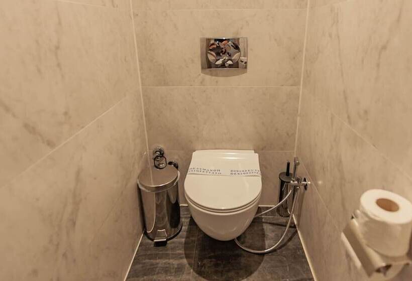 סוויטה אקזקיוטיב, Esperides