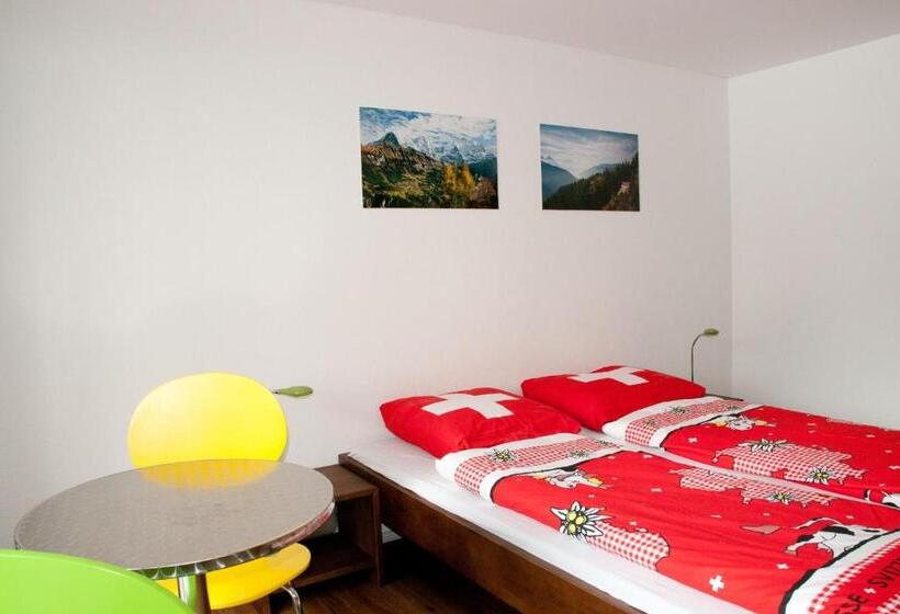 Номер Стандарт Совместная Ванная, Valley Hostel