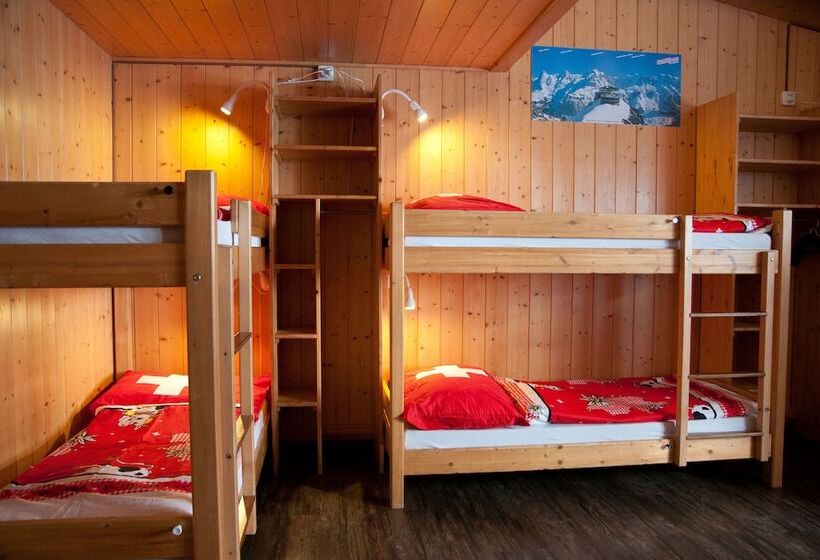 Номер Стандарт Четырехместный Совместный Санузел, Valley Hostel