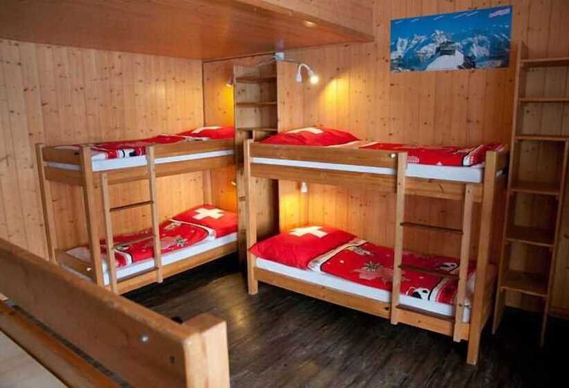 Номер Стандарт Четырехместный Совместный Санузел, Valley Hostel