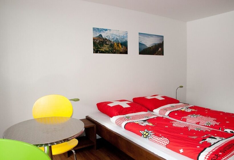 Трехместный Номер Стандарт Совместная Ванная, Valley Hostel