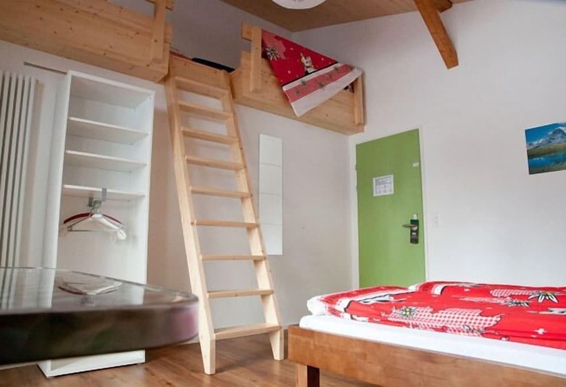 Семейный Номер Совместный Санузел, Valley Hostel