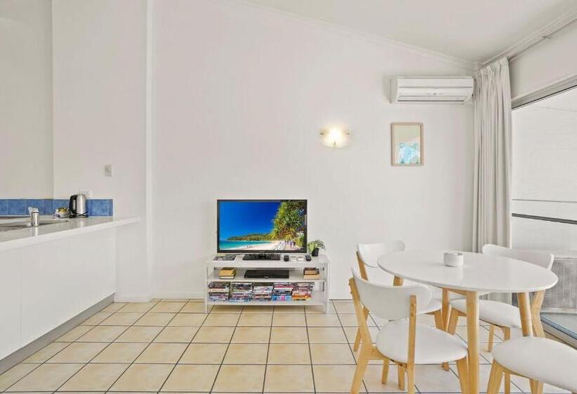 Апартаменты Superior 1 Спальня, Noosa Parade Holiday Inn