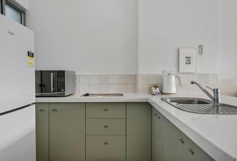 Апартаменты Superior 1 Спальня, Noosa Parade Holiday Inn