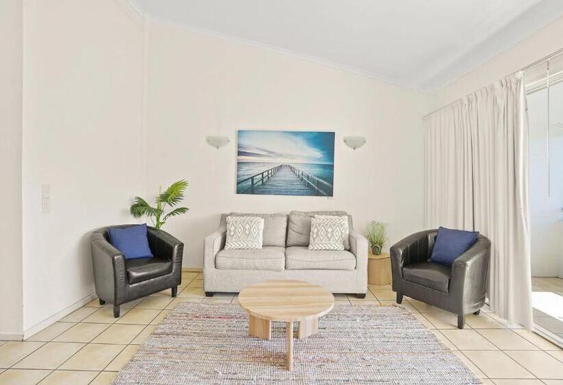 Апартаменты Economy 1 Спальня, Noosa Parade Holiday Inn