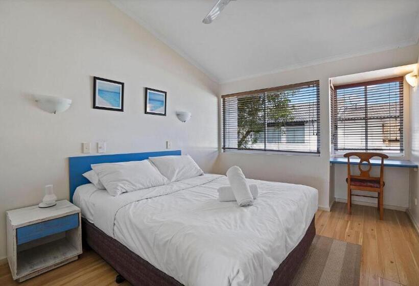 Апартаменты Economy 1 Спальня, Noosa Parade Holiday Inn