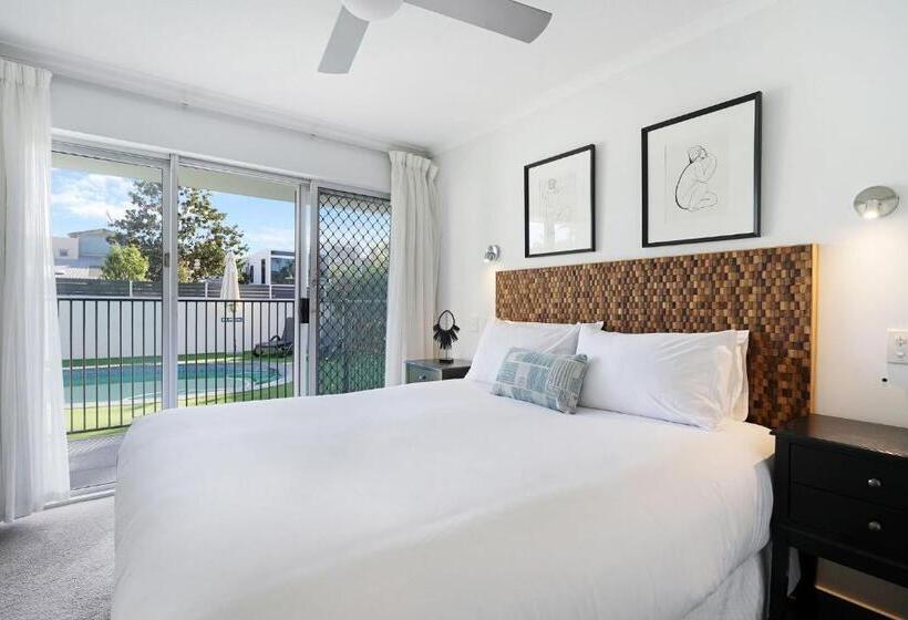 Апартаменты Премиум 1 Спальня, Noosa Parade Holiday Inn