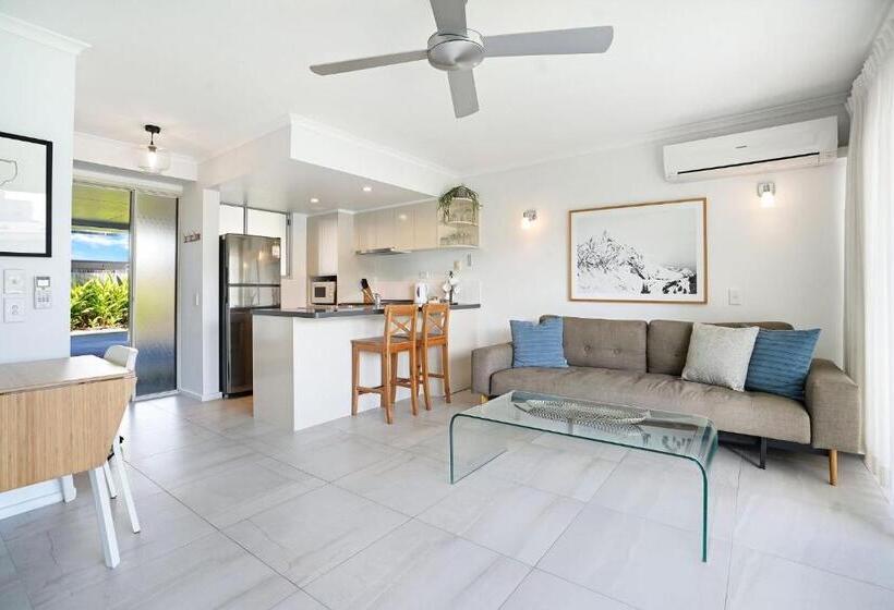 Апартаменты Премиум 1 Спальня, Noosa Parade Holiday Inn