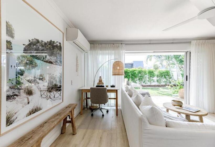 Люкс, Noosa Parade Holiday Inn