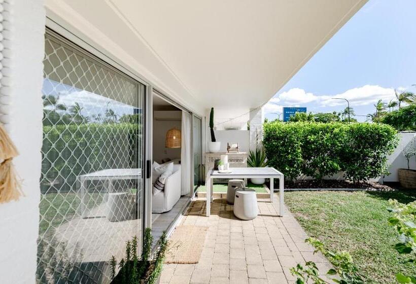 Люкс, Noosa Parade Holiday Inn