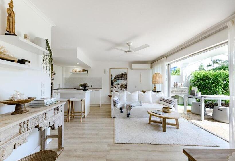 Люкс, Noosa Parade Holiday Inn