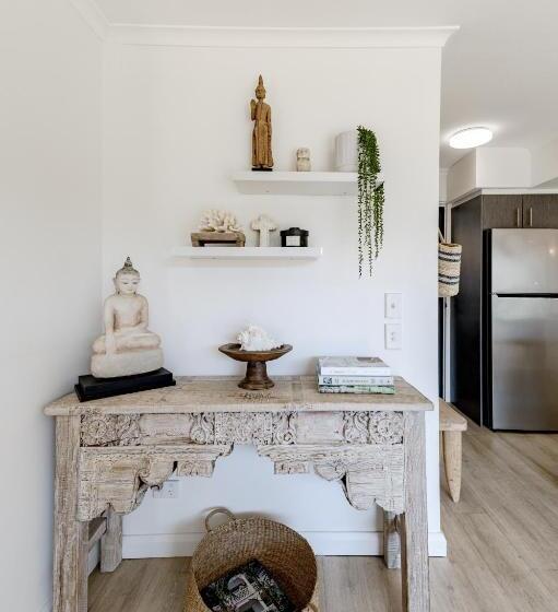 Люкс, Noosa Parade Holiday Inn