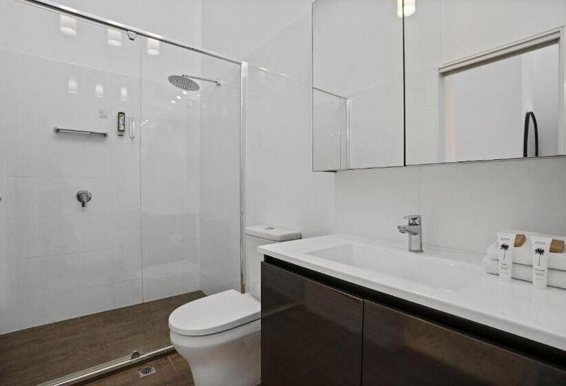 Апартаменты Superior 1 Спальня, Noosa Parade Holiday Inn