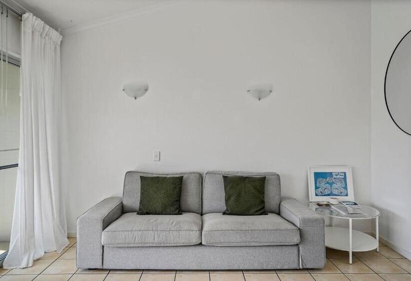 Апартаменты Superior 1 Спальня, Noosa Parade Holiday Inn