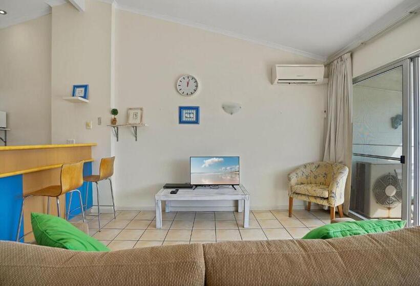 Апартаменты Economy 1 Спальня, Noosa Parade Holiday Inn