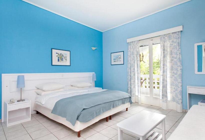 스탠다드 스튜디오, Daphne S Club Hotel Apartments