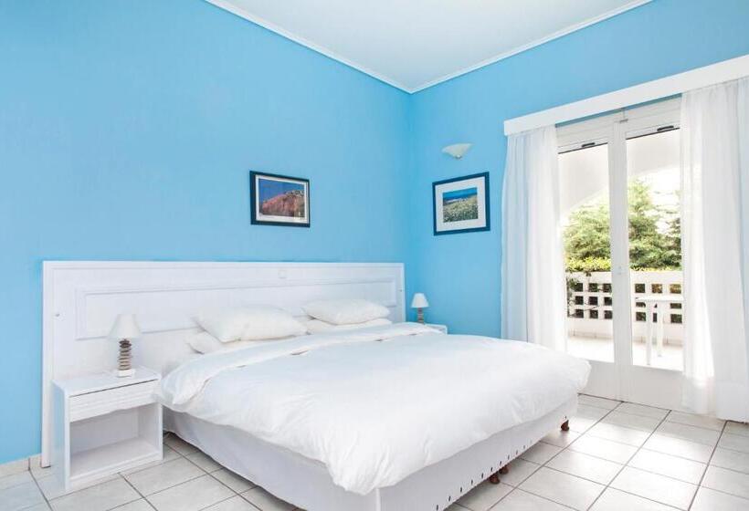 스탠다드 스튜디오, Daphne S Club Hotel Apartments