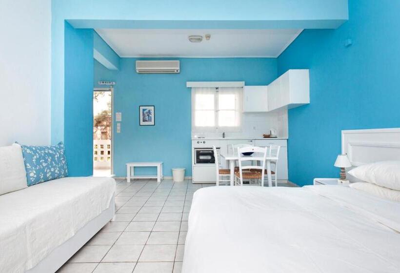 스탠다드 스튜디오, Daphne S Club Hotel Apartments