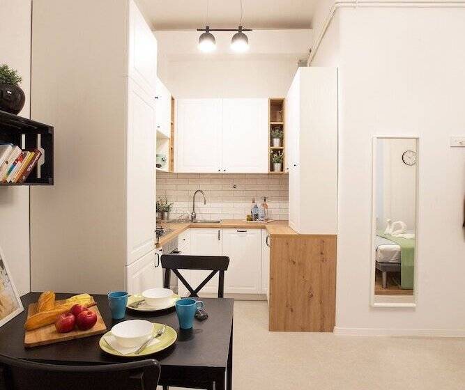 带1个卧室的舒适公寓, Friends Hostel & Apartments