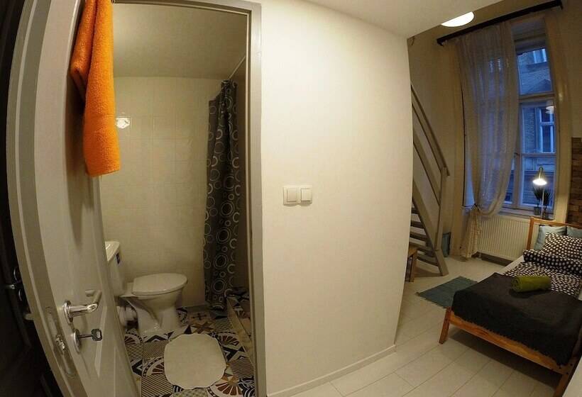 标准间, Friends Hostel & Apartments