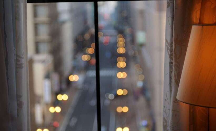 标准间, Eclair Hakata