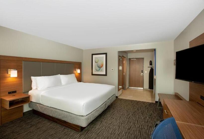 스탠다드 룸 킹사이즈 침대, Holiday Inn Express Hotel & Suites Columbus, An Ihg