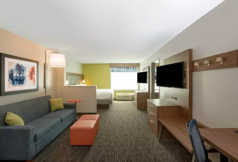 スイート, Holiday Inn Express Hotel & Suites Columbus, An Ihg