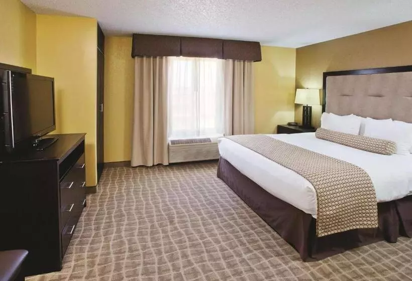 سوئیت با تخت بزرگ, La Quinta Inn & Suites By Wyndham Hot Springs