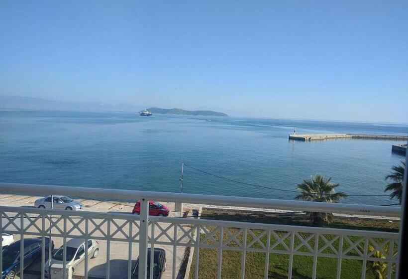 חדר בסיסי, Laios