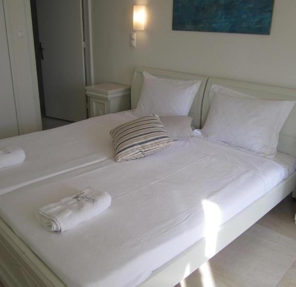 Номер Стандарт Вид на Море, Kavos Hotel Naxos