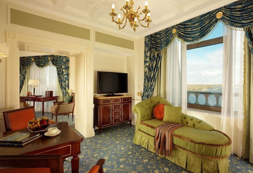 سوییت, Fairmont Grand Hotel Kyiv