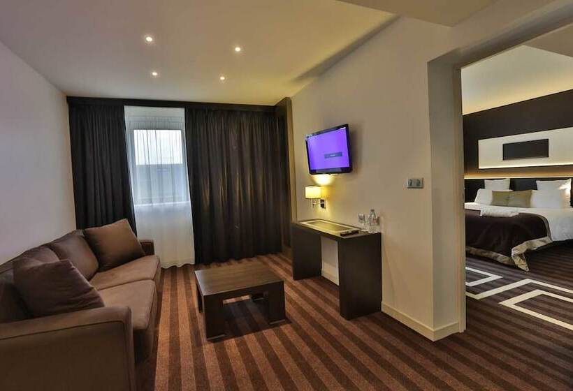 Люкс, Le Colisée Hotel & Spa Nantes Saint Herblain