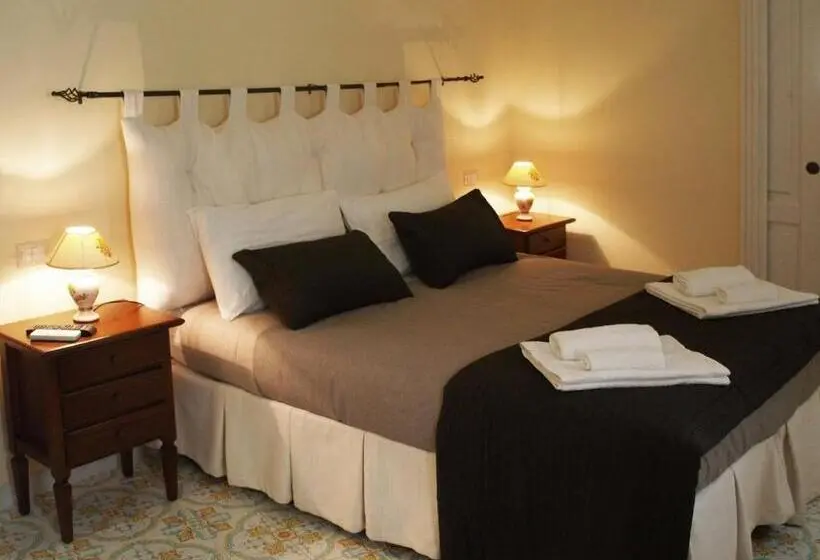Comfort room with city view, Sine Tempore B&b