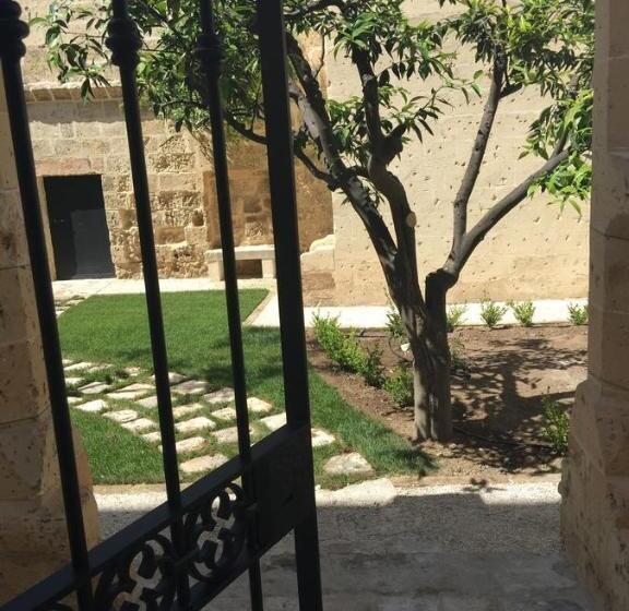 Люкс, Sine Tempore B&b