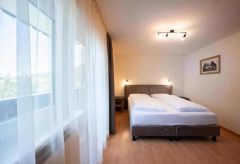 スタンダードスタジオ, Monte44