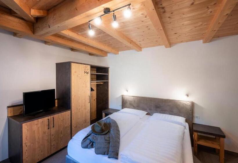 スーペリアトリプルルーム, Monte44