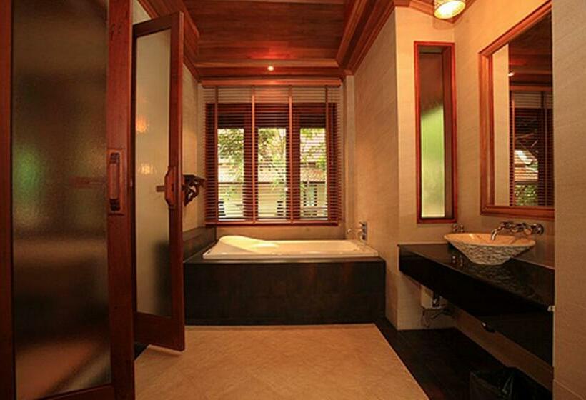 سوییت جونیور, Chivapuri Beach Resort