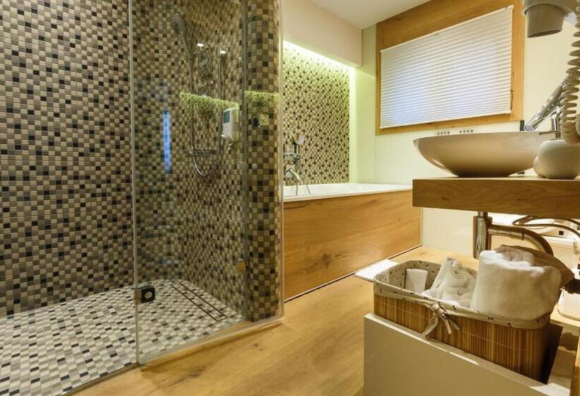 １ベッドルームアパートメント, Anna