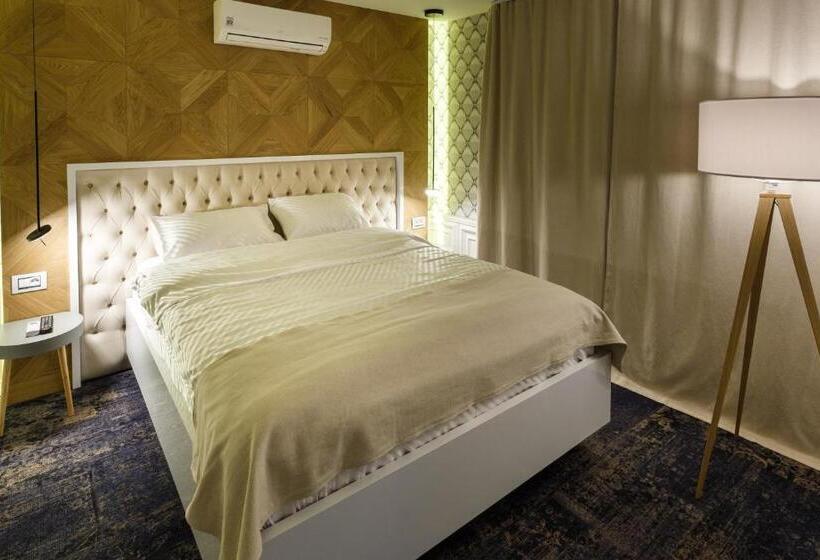 １ベッドルームアパートメント, Anna