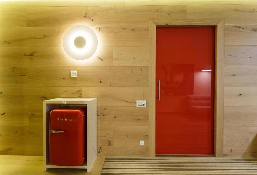 １ベッドルームアパートメント, Anna