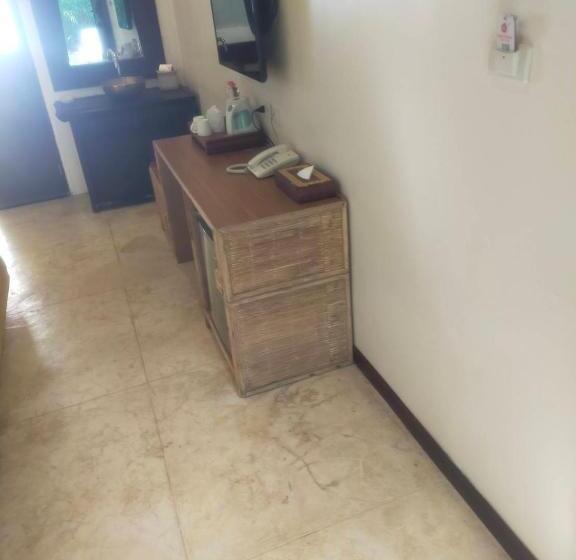 اتاق استاندارد با چشم‌انداز باغ, Baan Panwa Resort